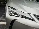 Photo 11 - Lexus UX Electric