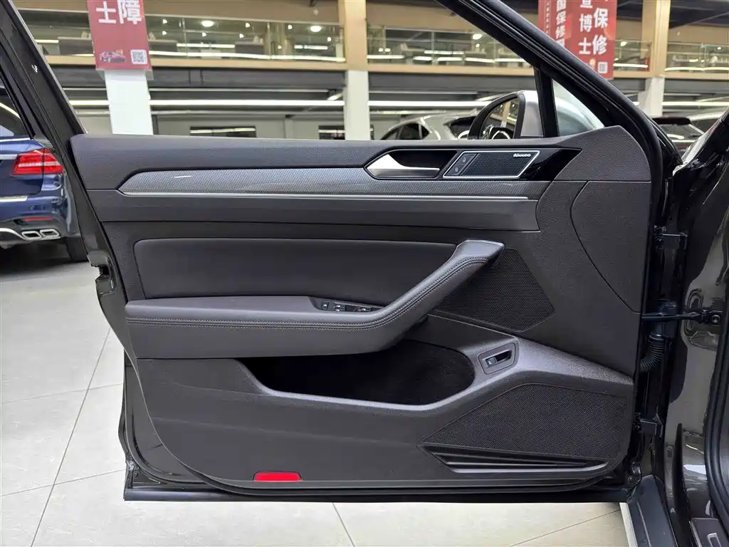 Volkswagen Weilan 2017 380TSI 4WD Explorer Edition фото 9