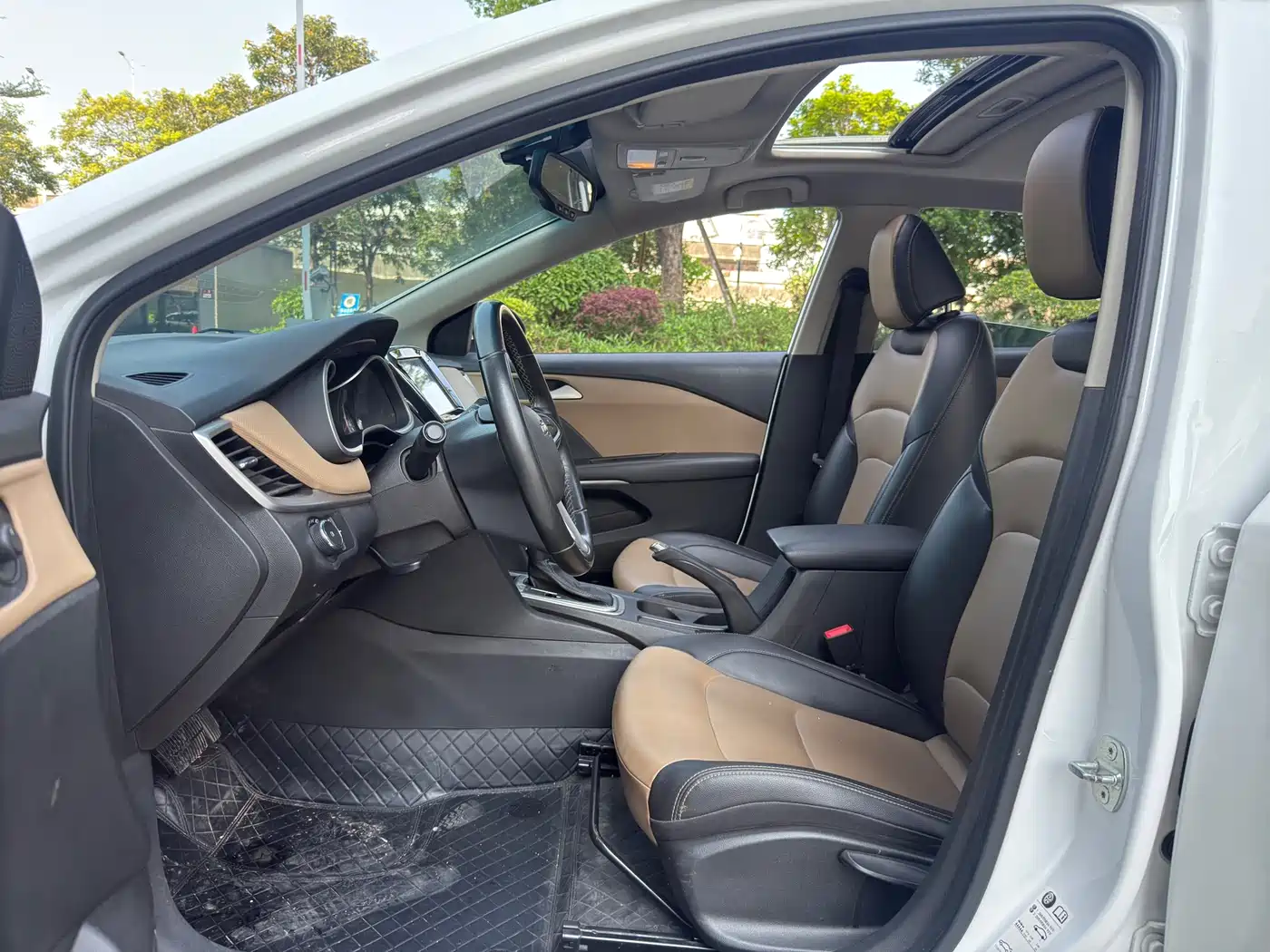 Chevrolet Monza 2020 320 Auto Comfort Edition фото 9