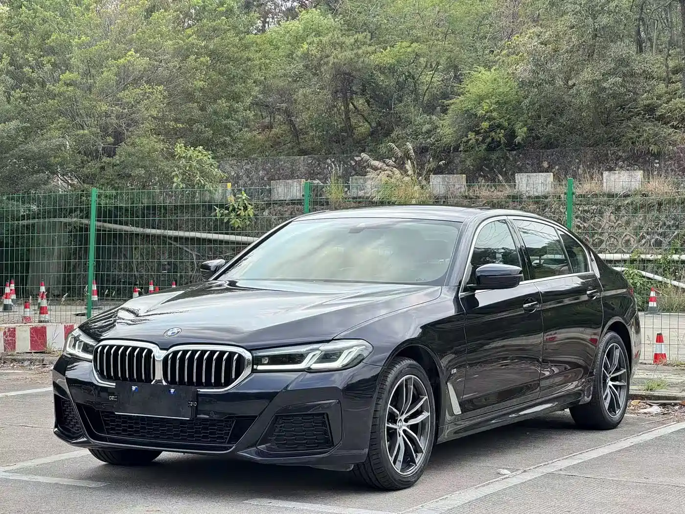 BMW 5 Series 2022 525Li M Sport Package