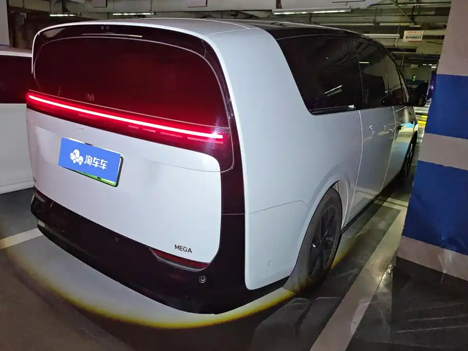 Li Auto MEGA 2024 2024 Ultra