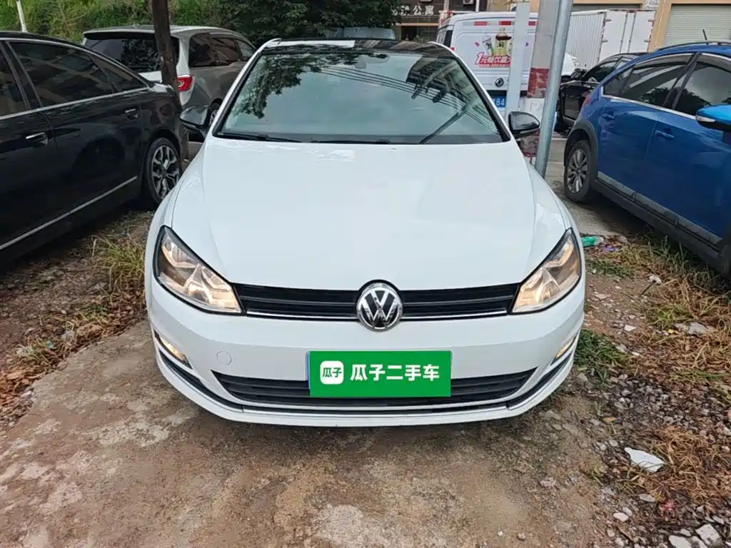 Volkswagen Golf 2016 230TSI Automatic Luxury фото 3