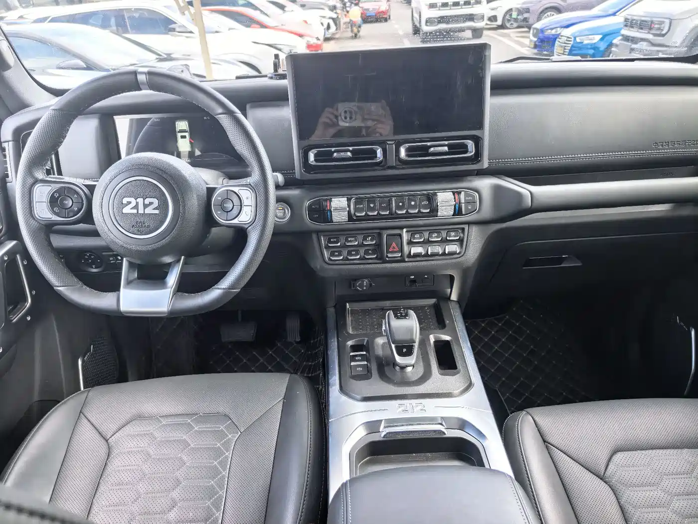 212 T01 2025 2024 2.0T Explorer