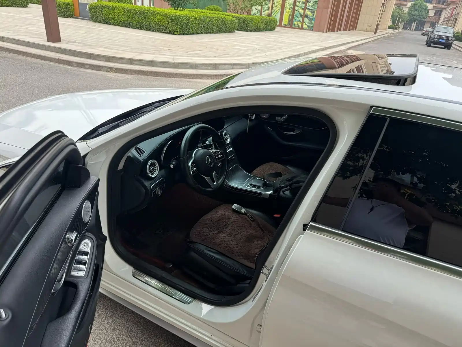 Фото 8 - Mercedes-Benz C-Class