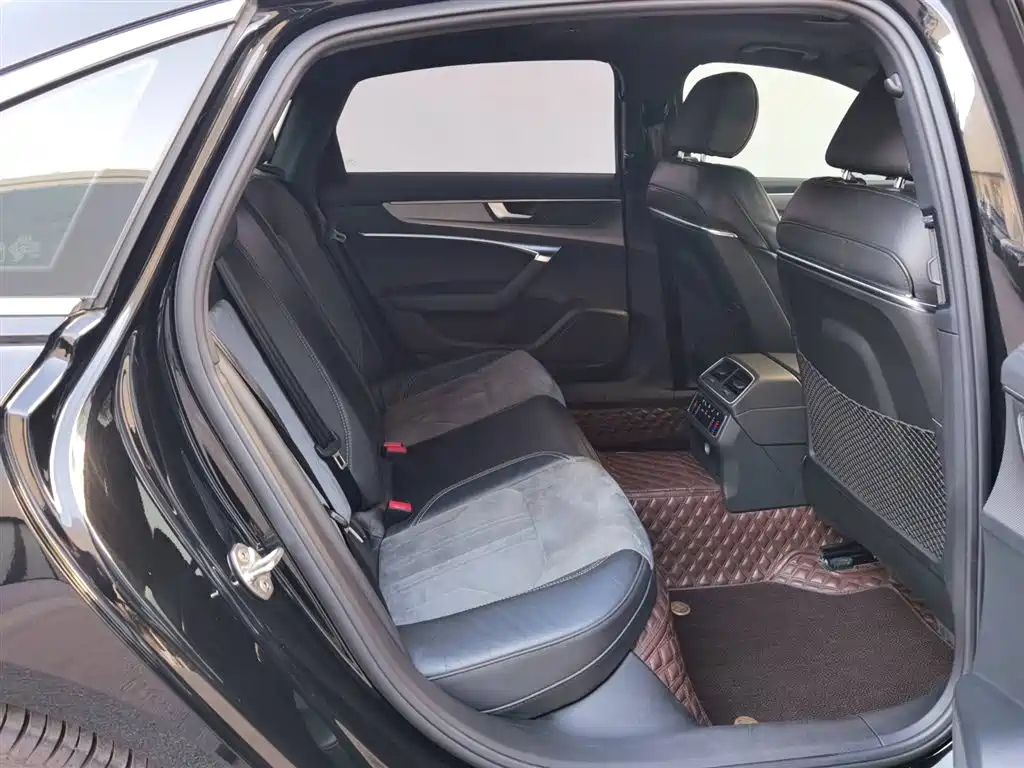 Audi A6L 2022 45 TFSI quattro Premium Dynamic фото 27