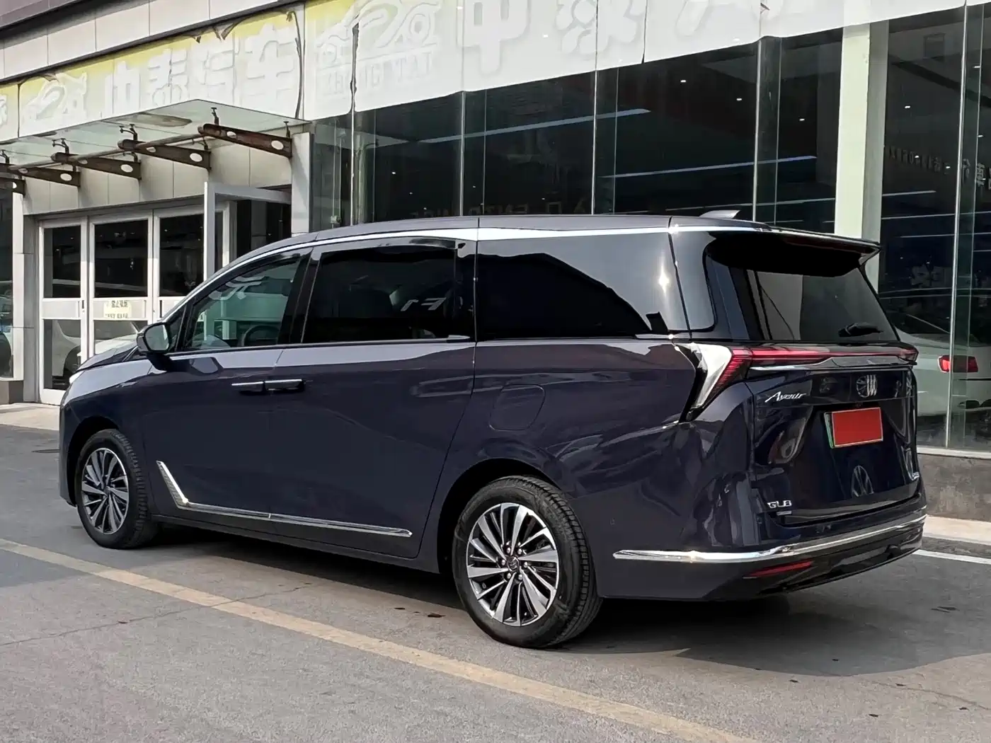 BUICK GL8 NEW ENERGY