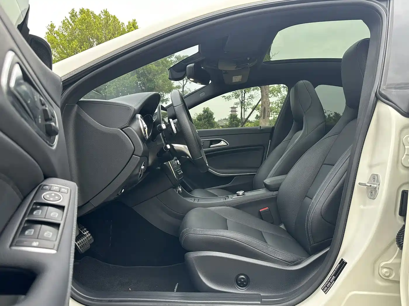 Mercedes-Benz CLA (Import) 2016 Facelift CLA 260 4MATIC фото 17