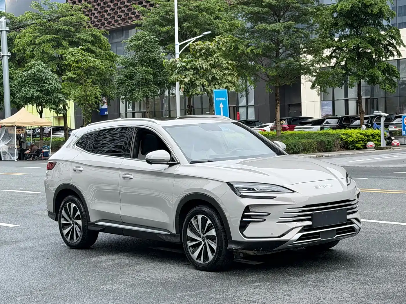 BYD Song PLUS PHEV 2023 Champion Edition DM-i 110KM Flagship фото 3
