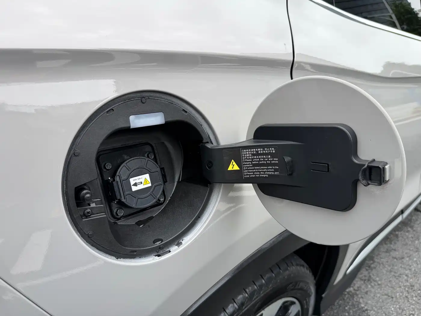 BYD Song PLUS PHEV 2023 Champion Edition DM-i 110KM Flagship фото 19