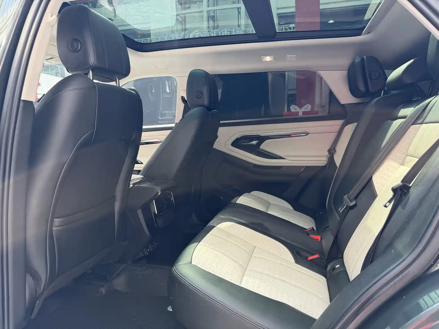 Land Rover Range Rover Evoque 2023 2021 Range Rover Evoque L 249PS R-Dynamic First Edition Launch Edition
