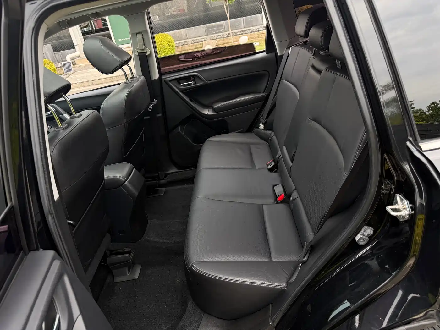 Subaru Forester 2013 2.5i Automatic Premium Edition фото 25