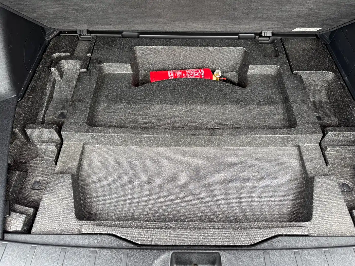 Subaru Forester 2013 2.5i Automatic Premium Edition фото 28