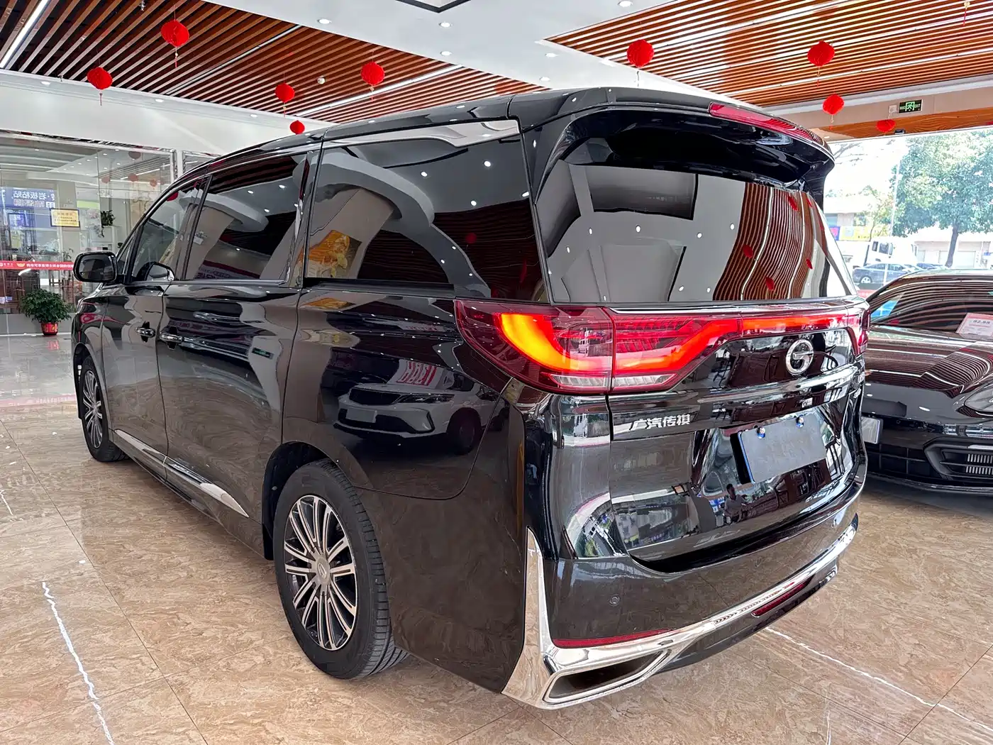 GAC TRUMPCHI M8