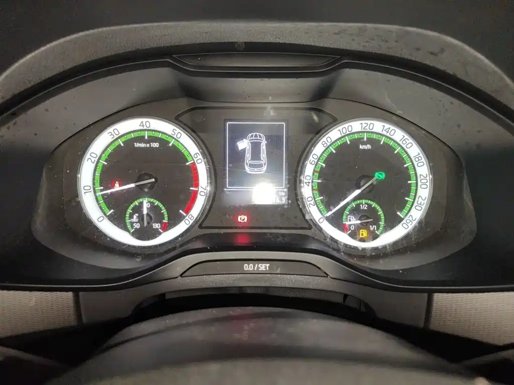 Škoda Kodiaq 2017 TSI330 5-seater 2WD Comfort Edition фото 4