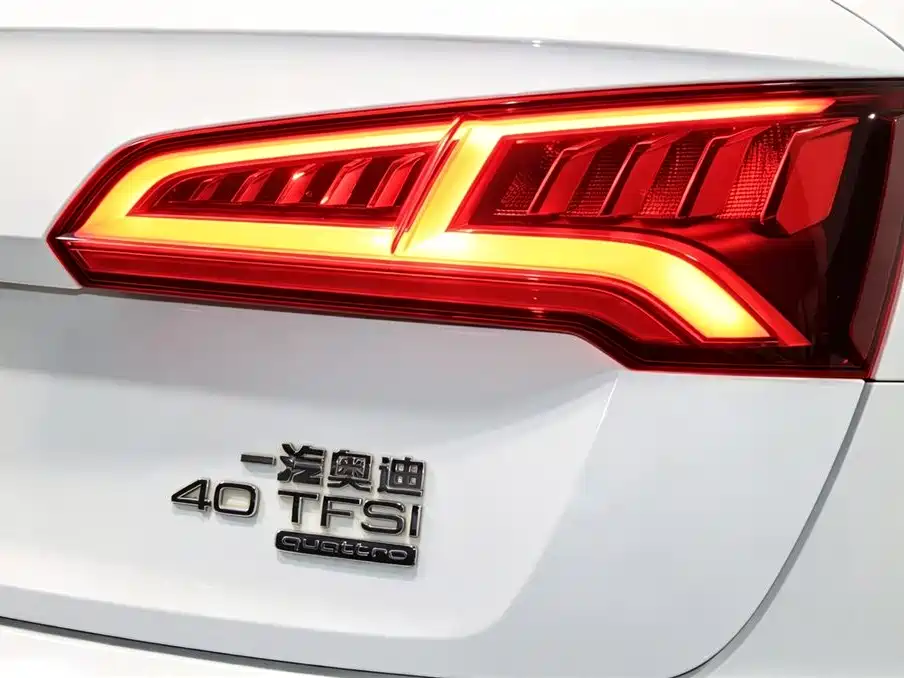 Audi Q5L 2018 2018 40 TFSI Prestige Fashion (China V)