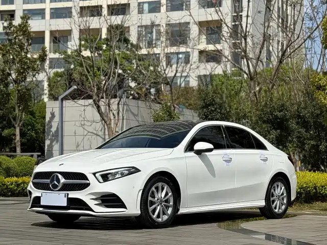 MERCEDES-BENZ A CLASS
