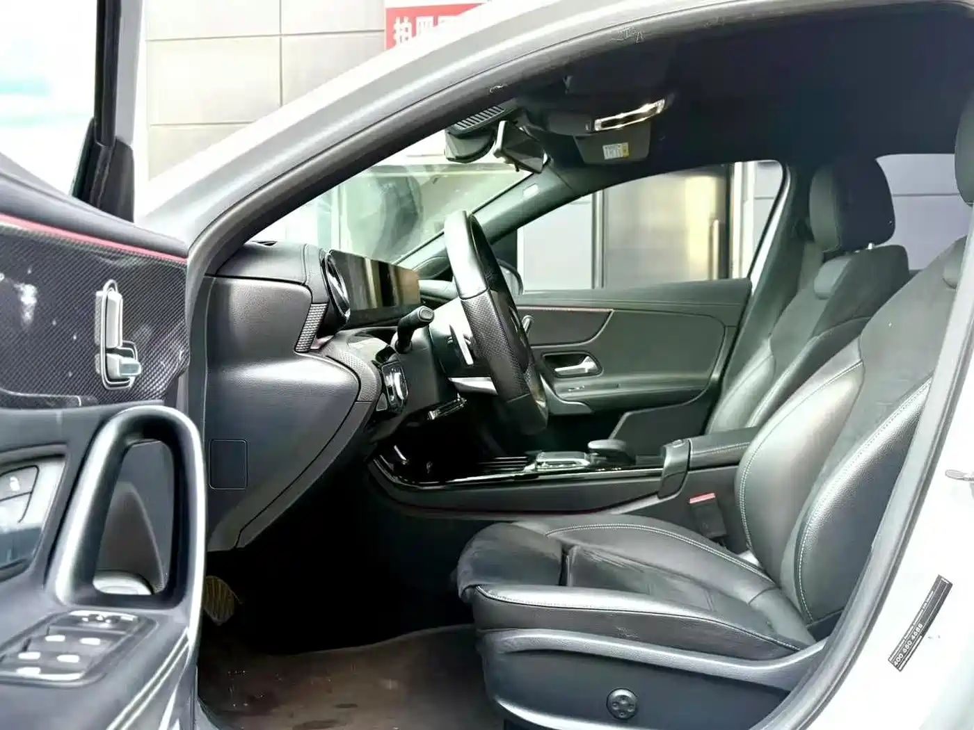 Mercedes-Benz A-Class 2021 A 200 L Sport Sedan Fashion Edition фото 4