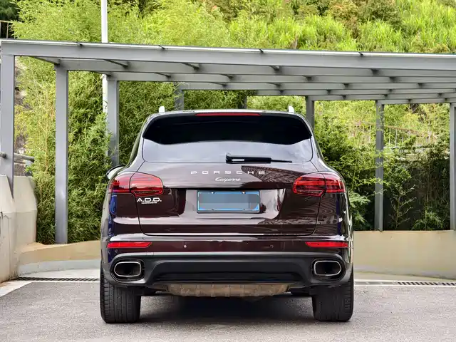 Porsche Cayenne 2015 Cayenne 3.0T — фото 5