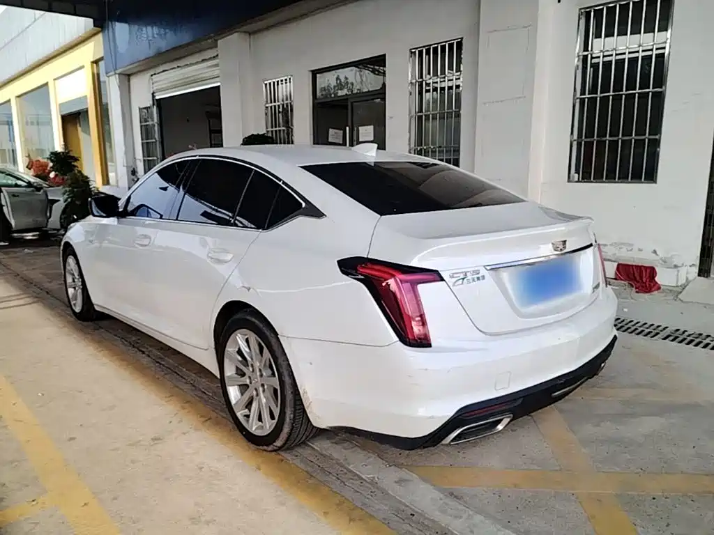 Photo 5 - Cadillac CT5