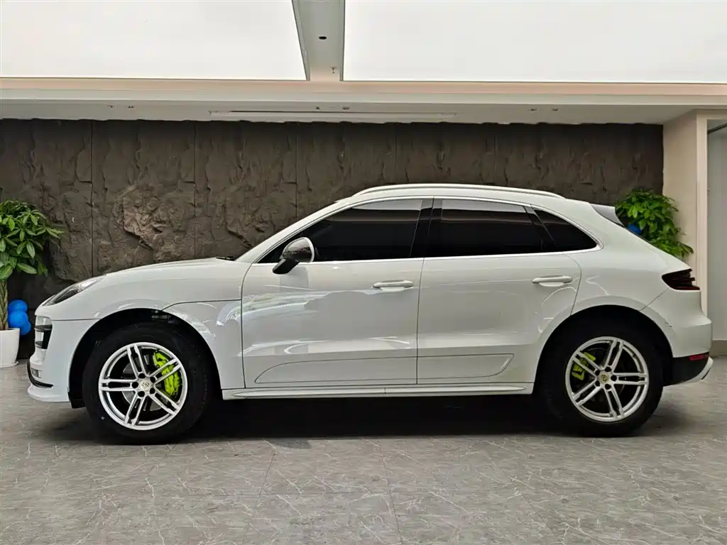 Porsche Macan 2017 Macan S 3.0T фото 3