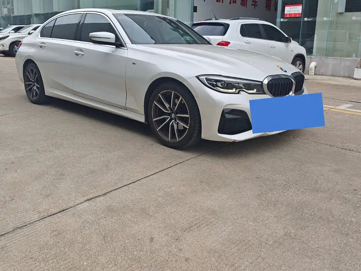 صورة 3 - BMW 3 Series
