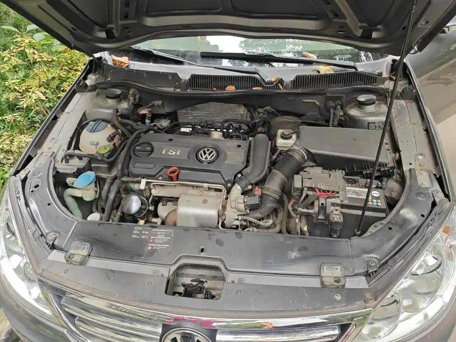 صورة 10 - Volkswagen Lavida