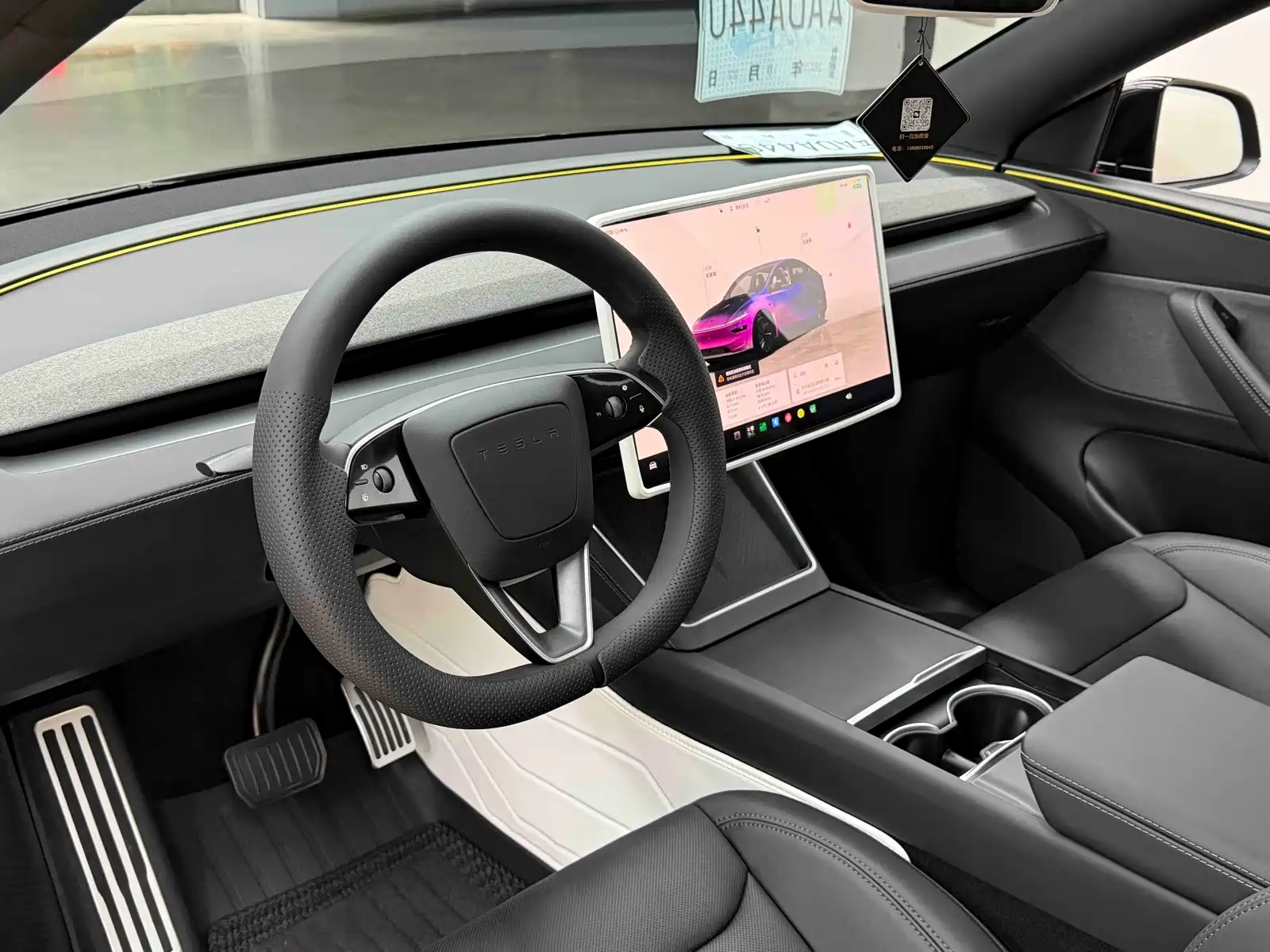 Photo 9 - Tesla Model Y