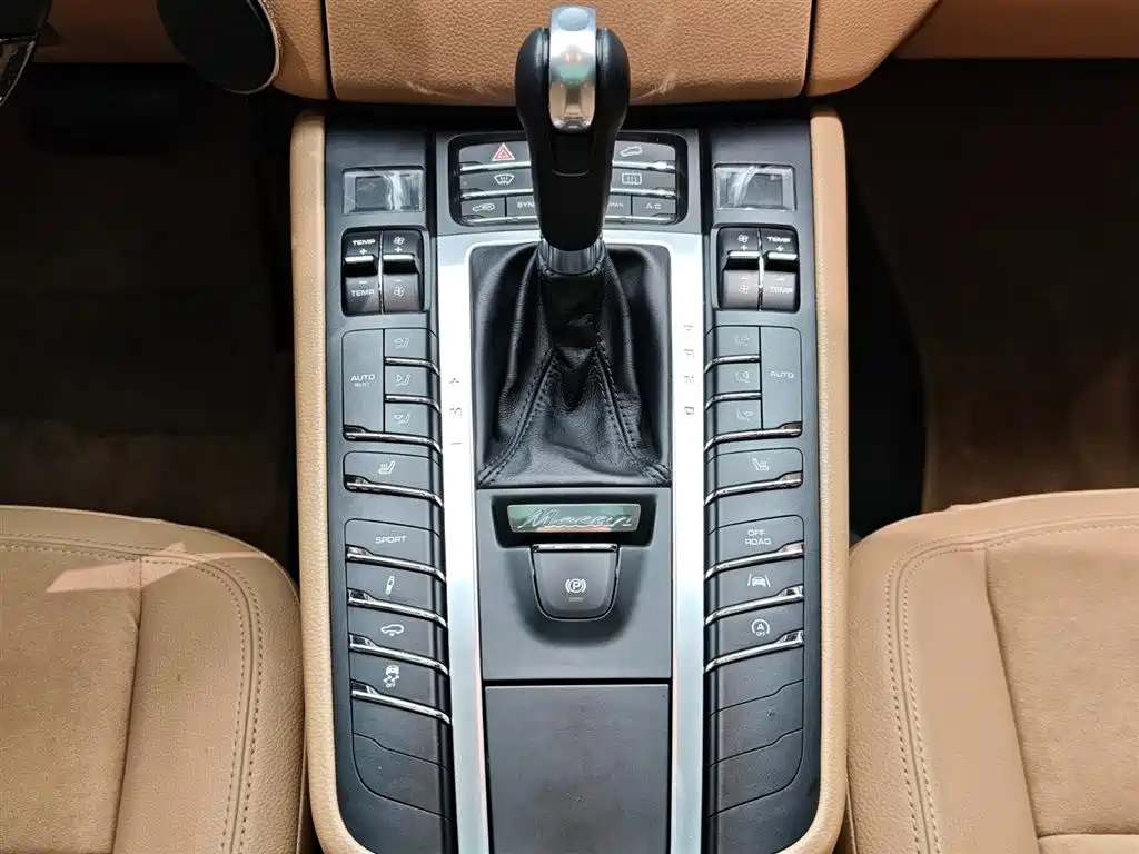 Porsche Macan 2017 Macan S 3.0T фото 16