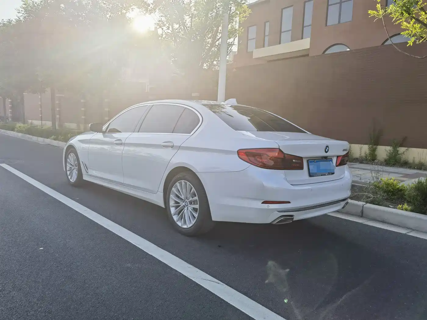 BMW 5 Series 2020 525Li Luxury Package фото 9