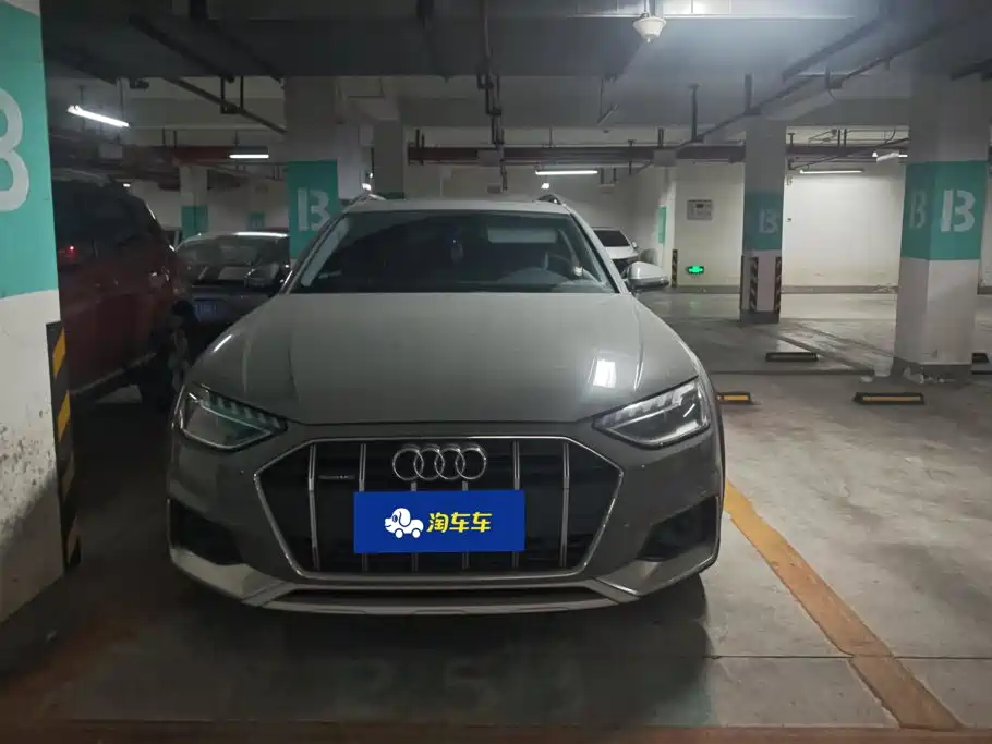 Фото 2 - Audi A4 (Import)