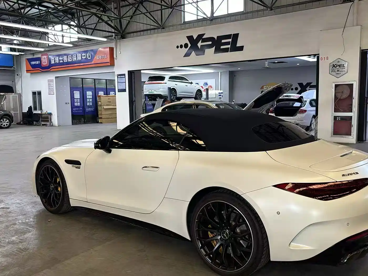 Mercedes-Benz SL-Class AMG 2025 2024 AMG SL 63 4MATIC+