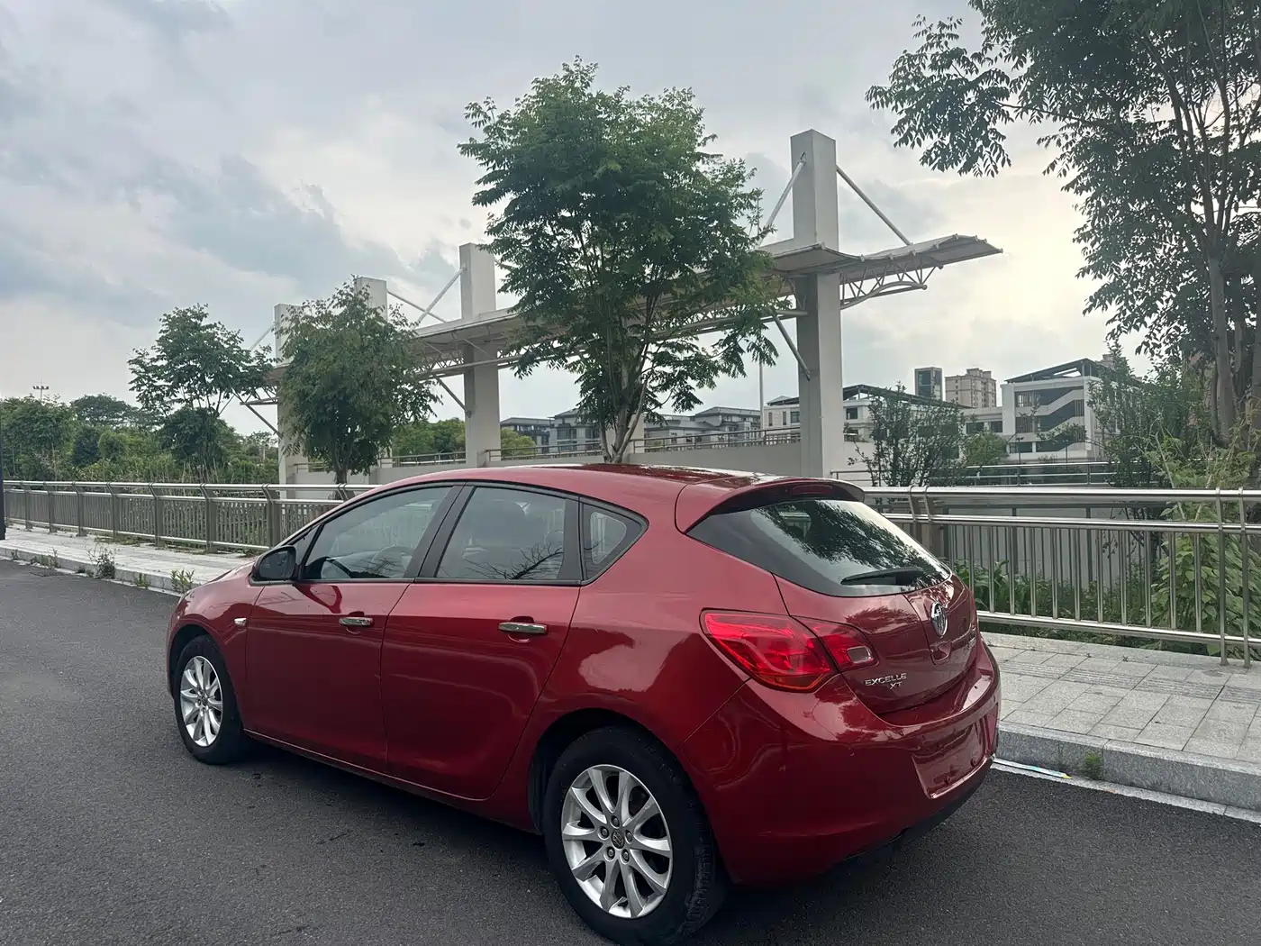 Buick Excelle 2014 XT 1.6L Automatic Fashion фото 4