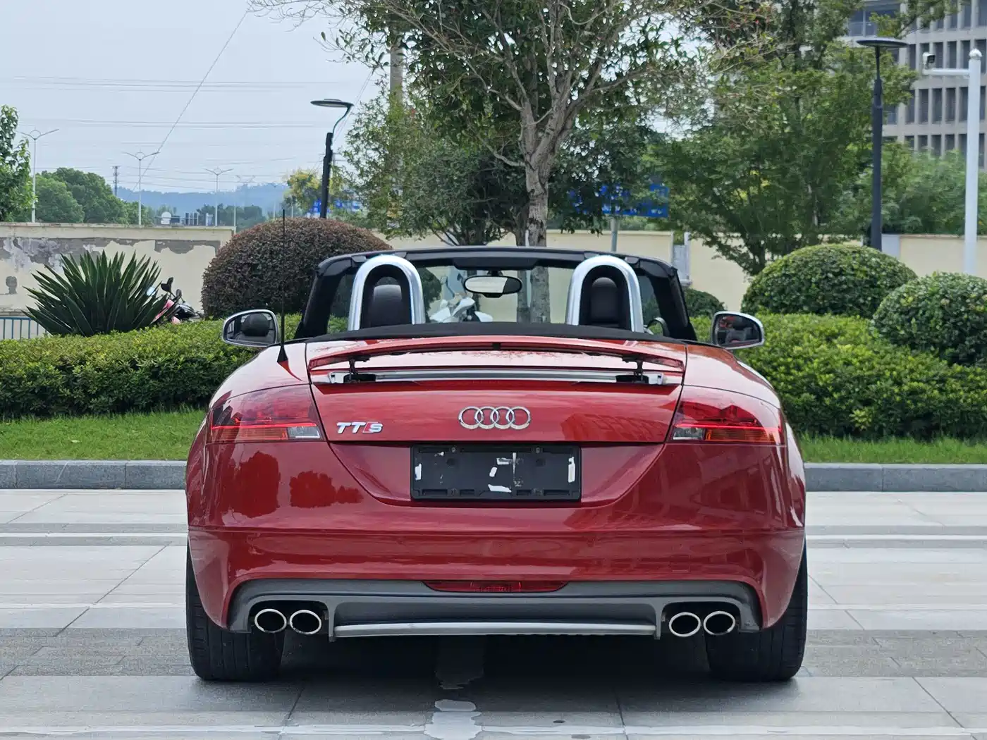 Audi TTS 2013 TTS Roadster 2.0TFSI quattro фото 5