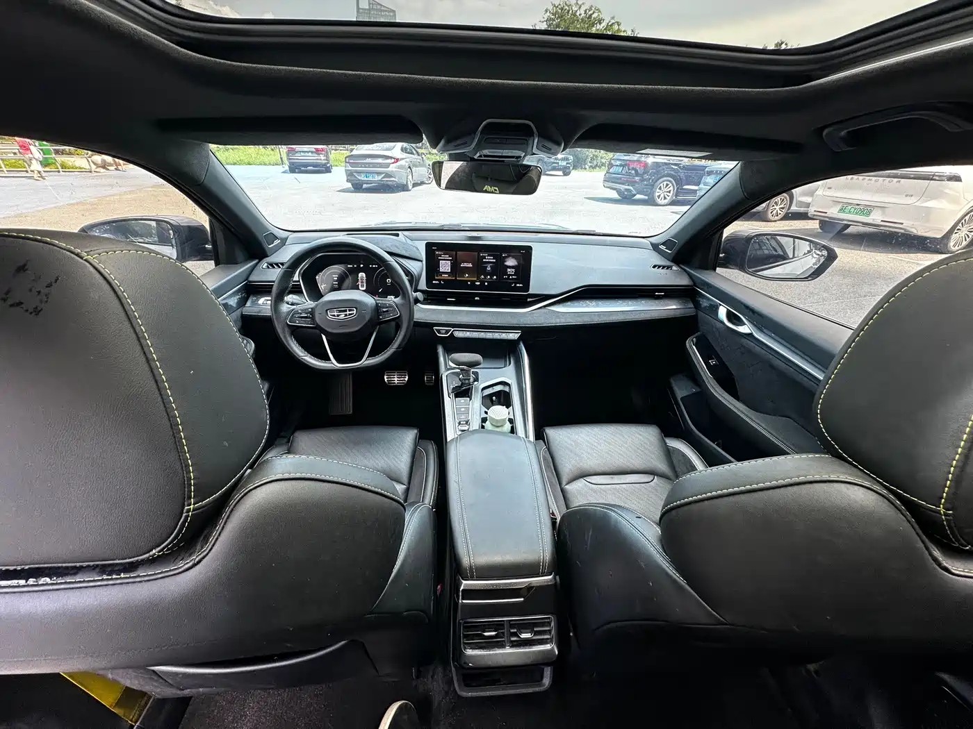 Фото 6 - Geely Preface
