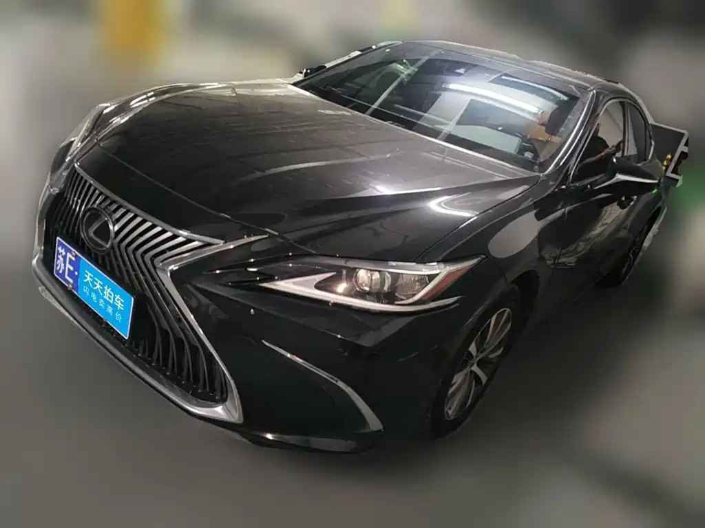 Lexus ES 2020 — пригон из Китая