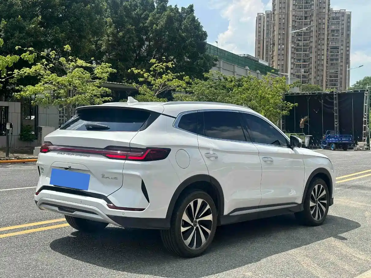 BYD Song PLUS PHEV 2023 Champion Edition DM-i 110KM Flagship PLUS фото 4