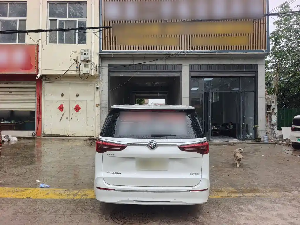 BUICK GL8