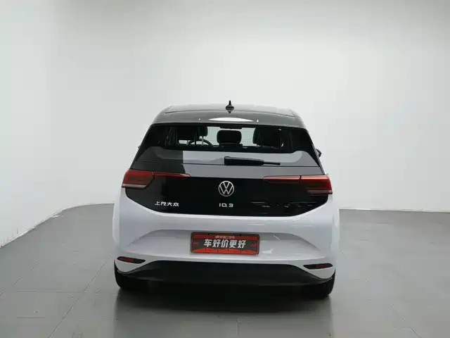 Volkswagen ID.3 2023 Upgraded Pure Intelligence Edition — фото 4