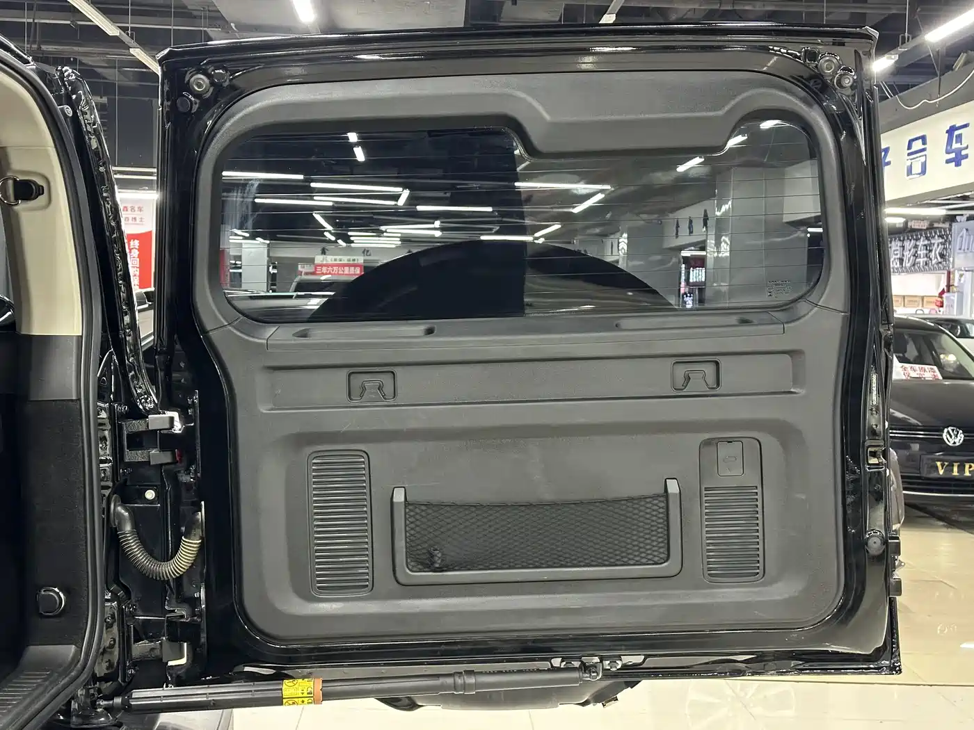 Tank 300 2024 2.0T Explorer фото 14