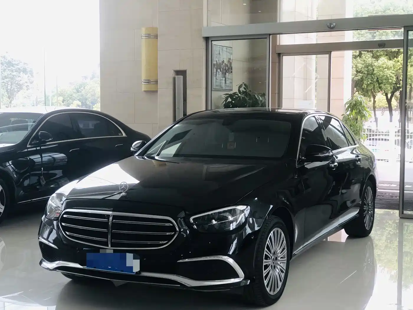 Mercedes-Benz E-Class 2022 E 300 L Luxury