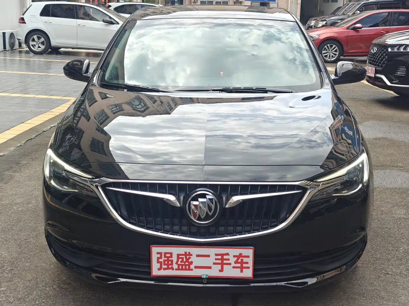 Buick Excelle 2018 18T Automatic Elite фото 2