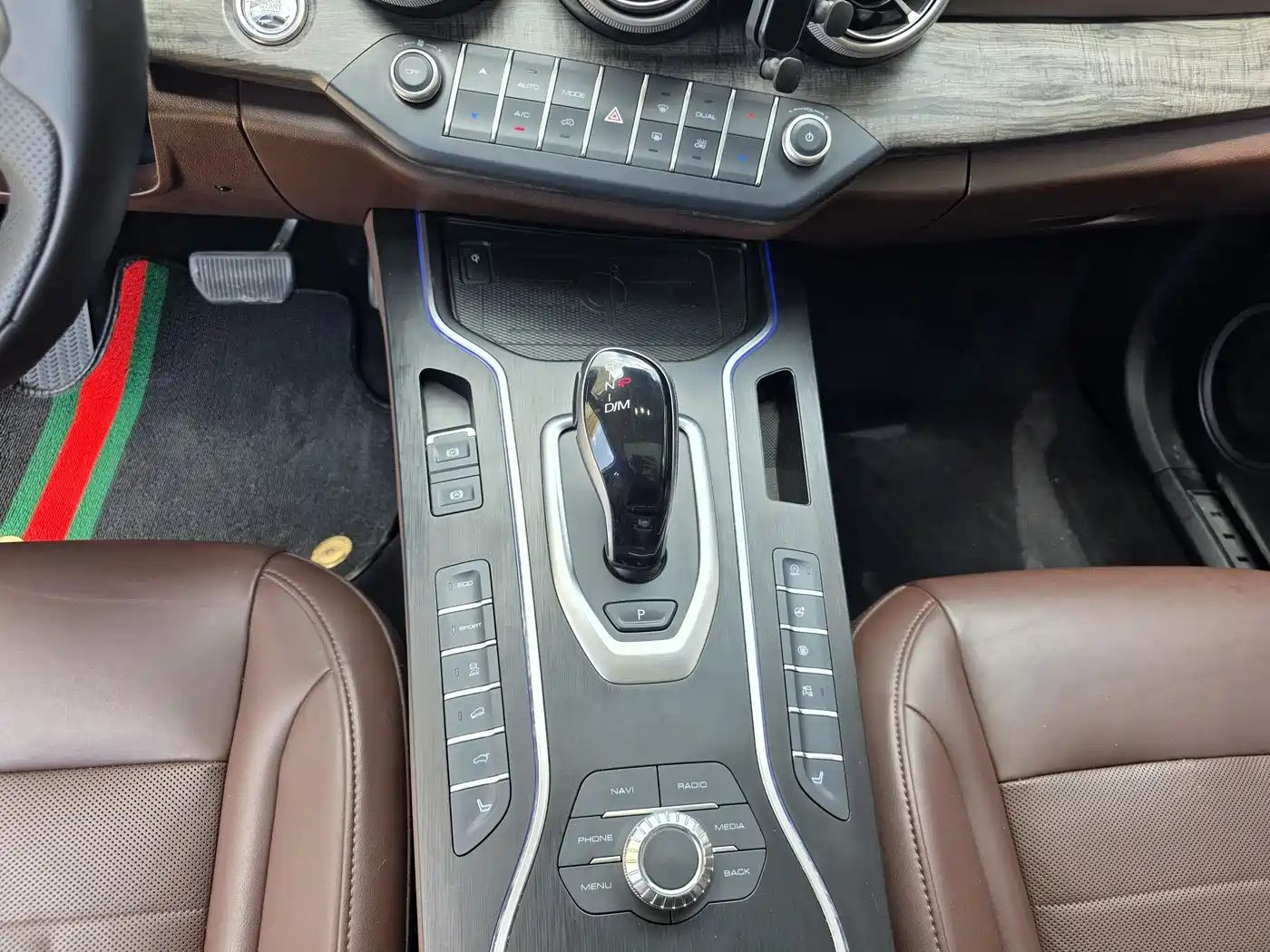 WEI PAI WEI BRAND VV7