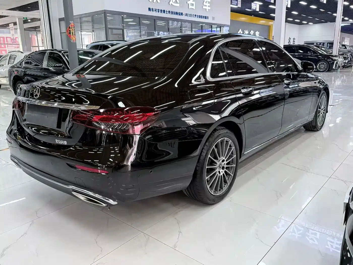 Mercedes-Benz E-Class 2023 E 260 L фото 9