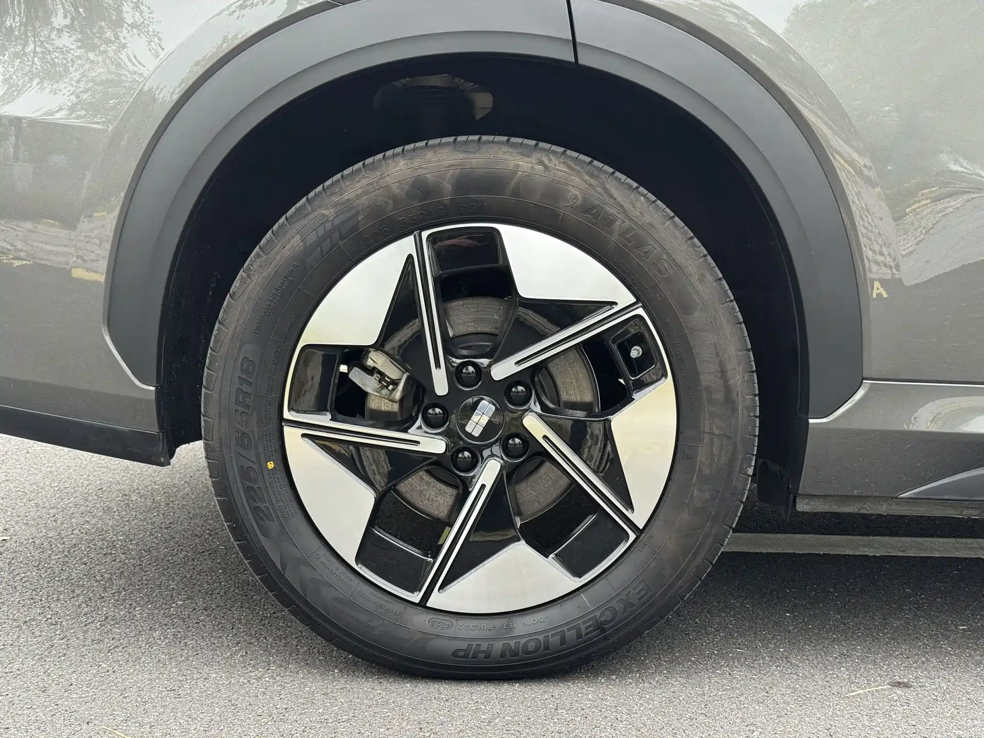 Photo 25 - Geely Galaxy Galaxy E5