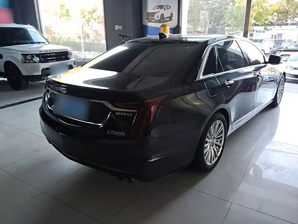 Фото 7 - Cadillac CT6