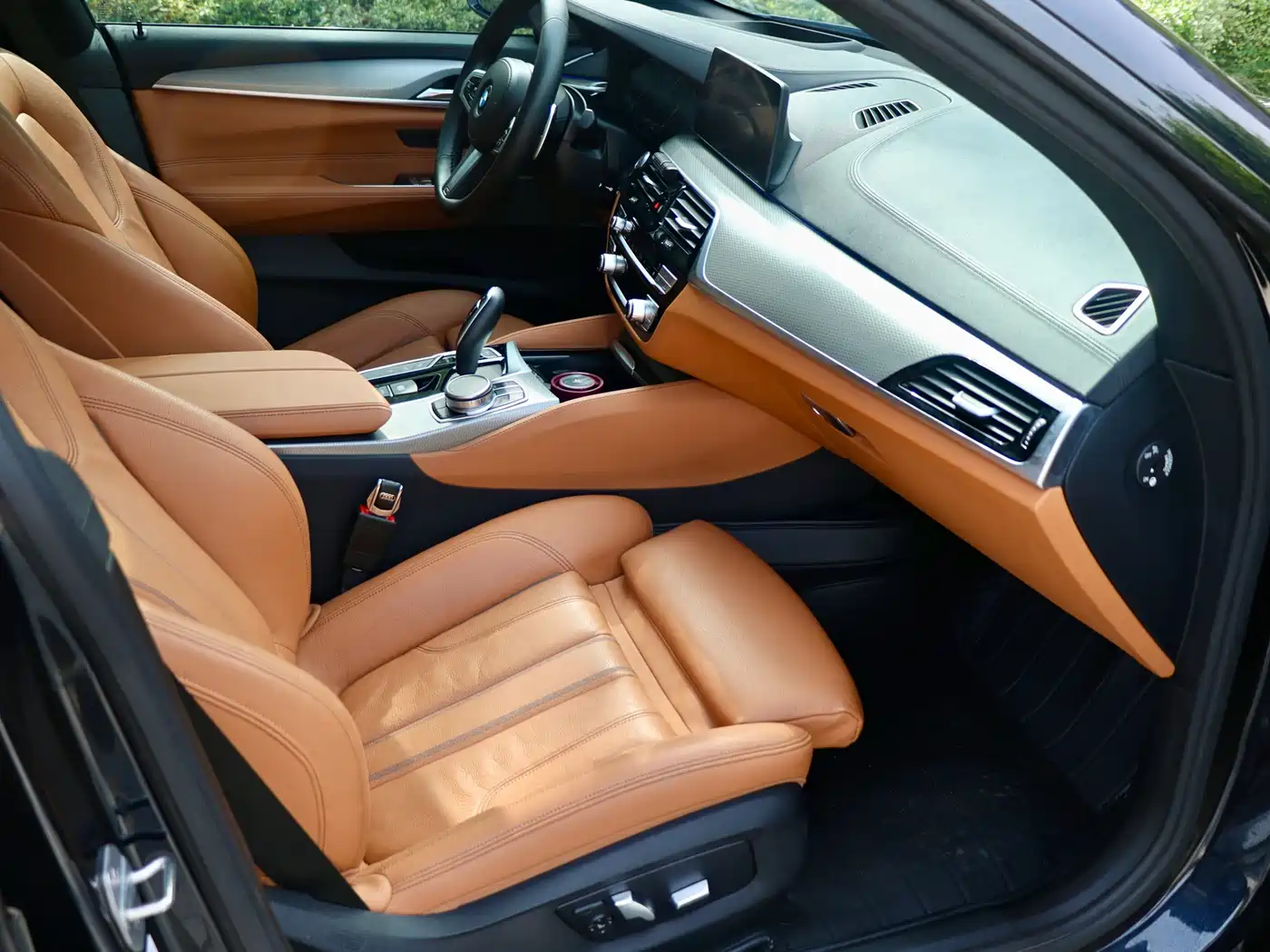 BMW 6 Series GT 2019 630i M Sport Package фото 13