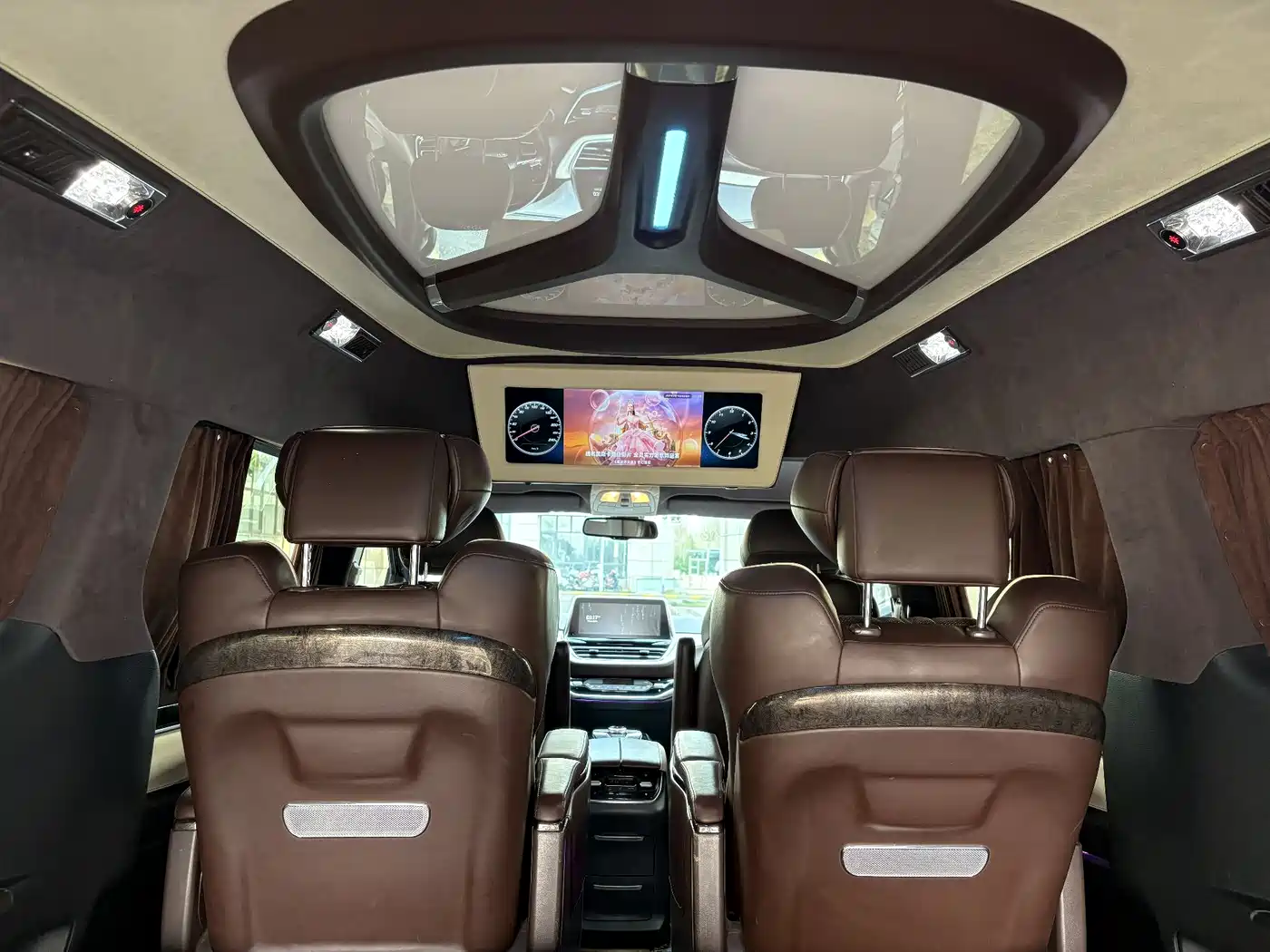 Longzhi G20 Golden Knight 2022 2.0T Golden Knight Family Edition фото 21