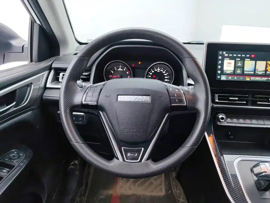 Photo 15 - Haval M6