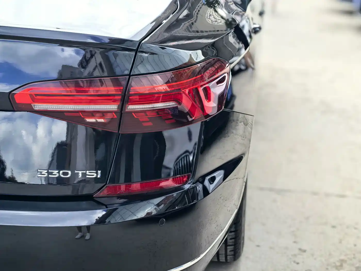 Фото 24 - Volkswagen Passat