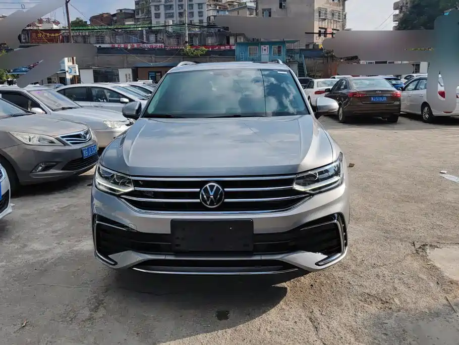 Фото 2 - Volkswagen Tiguan L